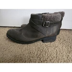 UGG Benson Waterproof Leather Zip Ankle Boots Booties Size 10 Womens Shearling